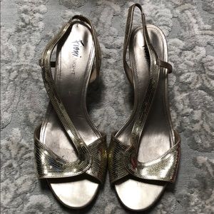 Fiona Night Woman’s Gold shoes
